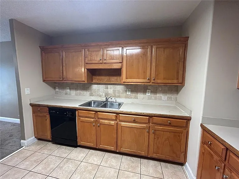 3233 Glenloch Pl — Photo 16