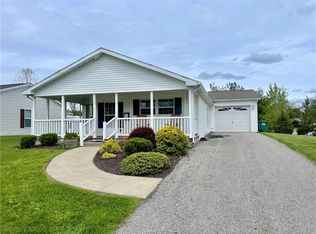 2 Boca Ct, Poughkeepsie, NY 12603