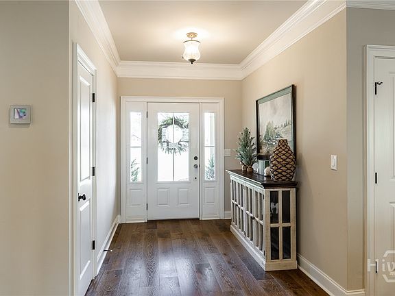 3rd image of 12 Blackthorn Road