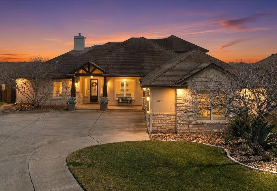 1st image of 5830 Lago Vista Dr