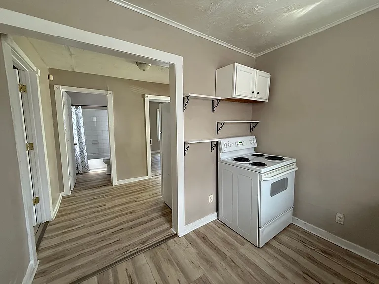 3569 Prospect St — Photo 7