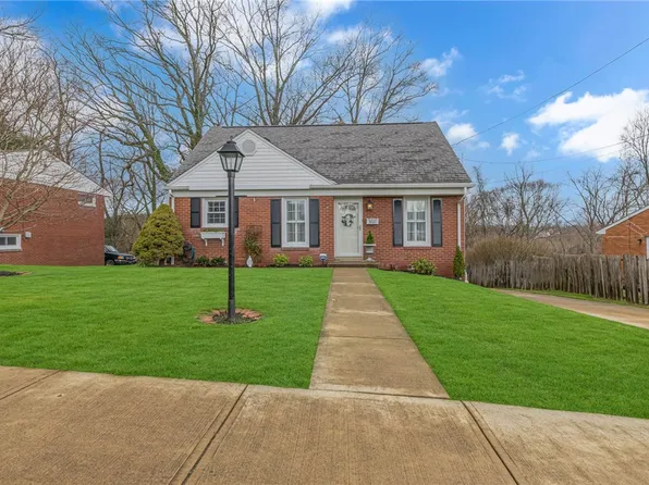 5020 Clifton Dr, Aliquippa, PA 15001