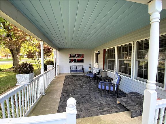 5th image of 5887 Barbanna Ln