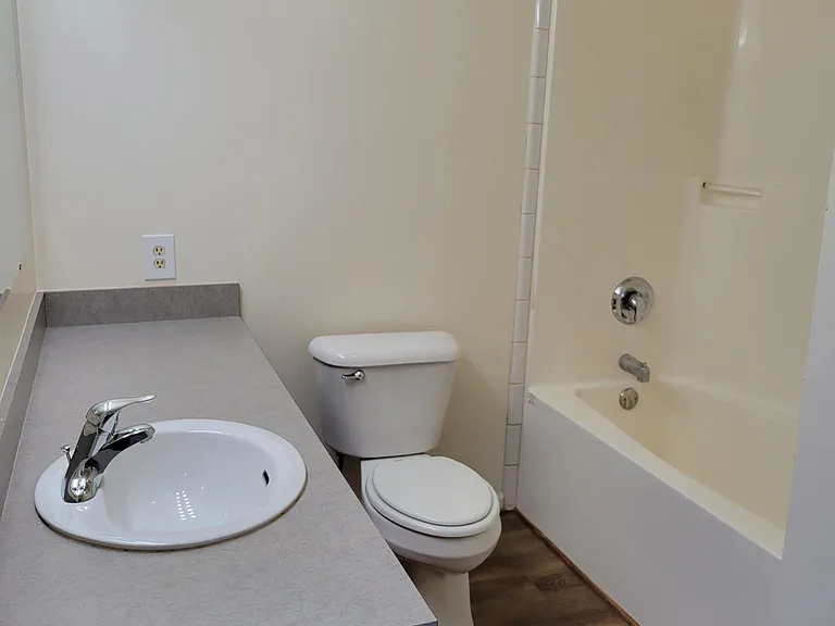 537 Bowers Rd — Photo 8