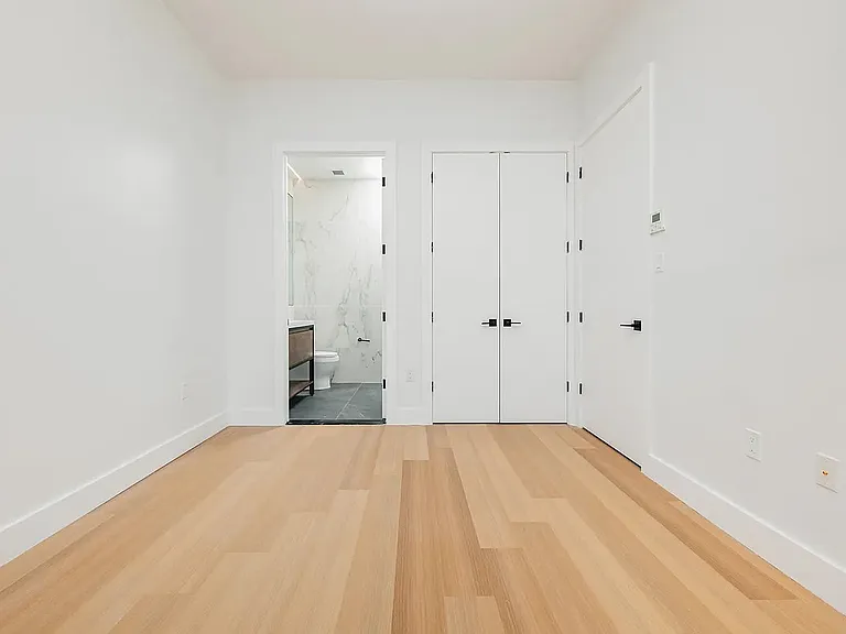 420 Gates Ave #D4 — Photo 12