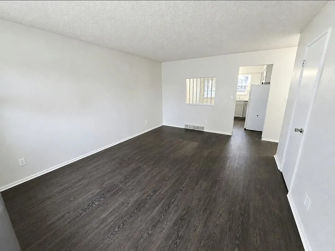 2 bed, $1,250 — Photo 4
