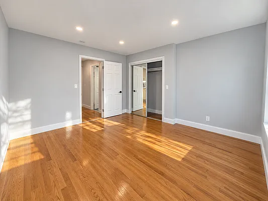Bedroom, photo 2