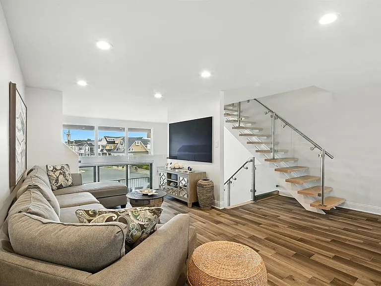 1503 Atlantic Ave — Photo 16