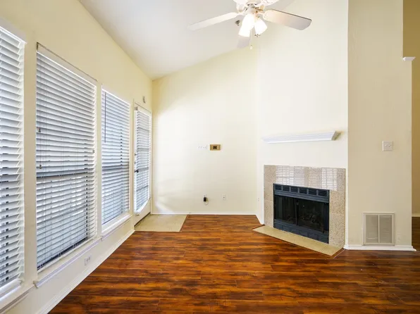 4800 W Lovers Ln APT 518, Dallas, TX 75209