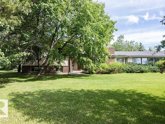 3rd image of 26530 Township Road 590