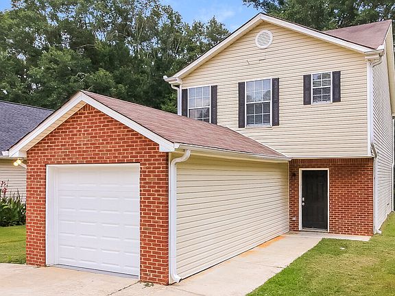 4th image of 1660 E Riverchase Cir NE