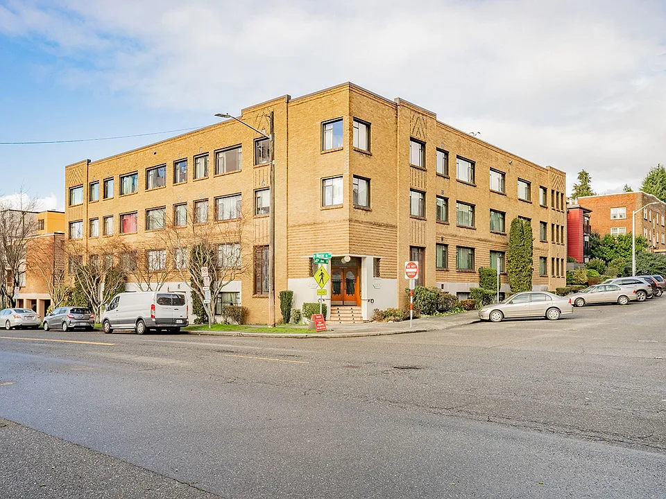 Franconia Apartments