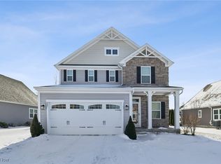 885 Sunrise Cir, Aurora, OH 44202