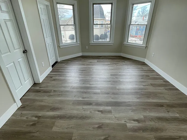 28 Wainwright St #3F — Photo 1
