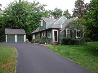 685 Maple Dr, Webster, NY 14580