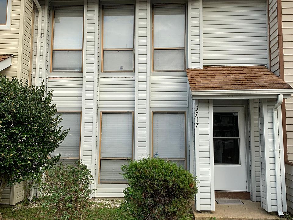 1st image of 3717 Chimney Creek Dr
