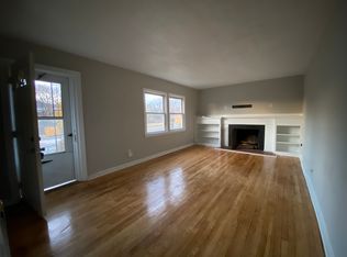 215 Fitch St #1A, New Haven, CT 06515