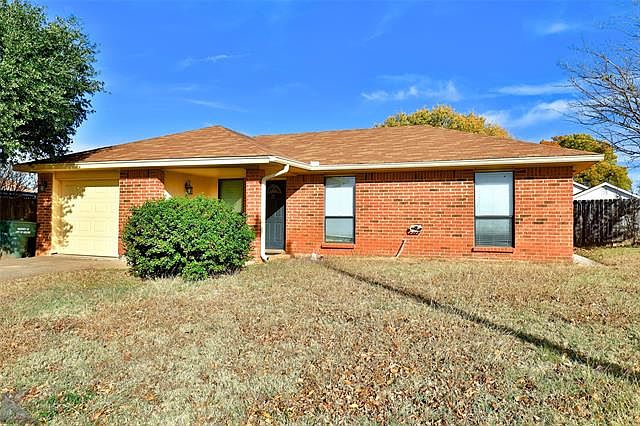 1st image of 7926 Bonnie Cir