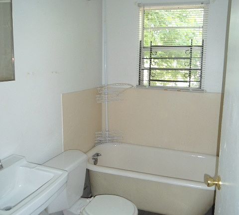 full bath (no shower)