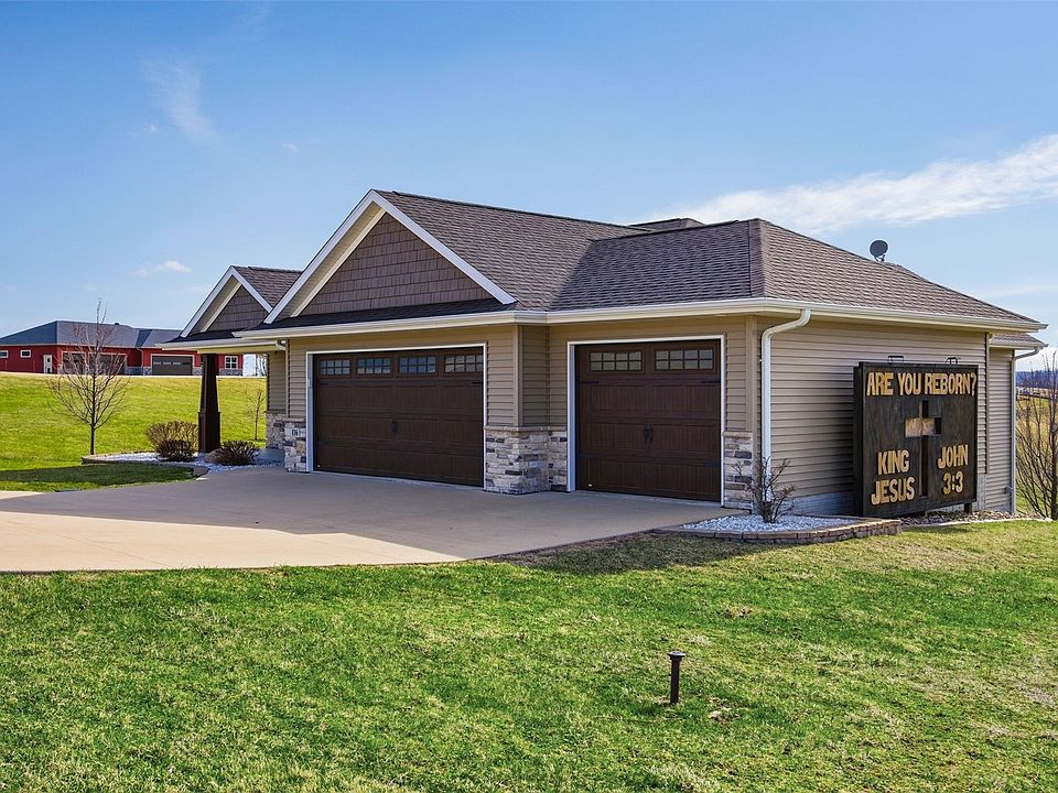 1st image of 116 Wood Ridge Rd