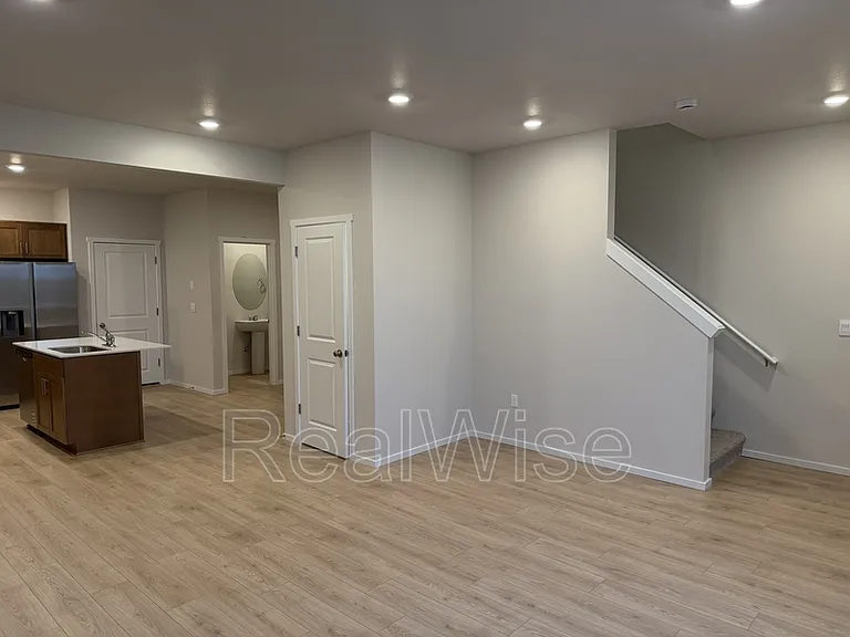 62755 Eagle Rd — Photo 6