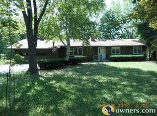 S83W24805 Artesian Ave, Mukwonago, WI 53149