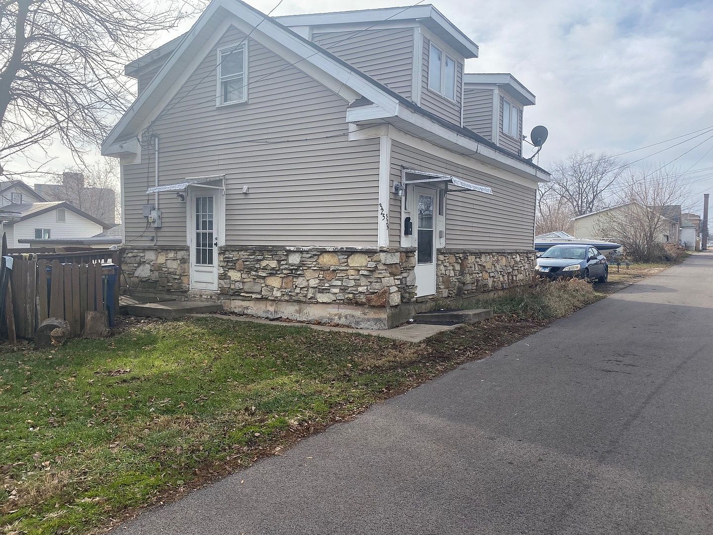 325 Laharpe St, La Salle, IL 61301 Zillow