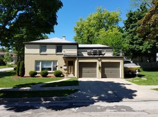404 E Armour Ave, Milwaukee, WI 53207