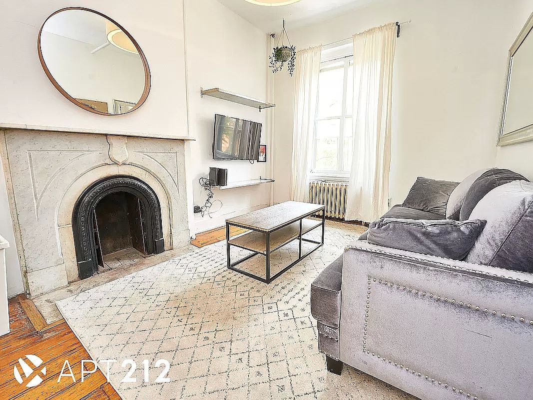 120 E 10th St #3A, New York, NY 10003 | Zillow