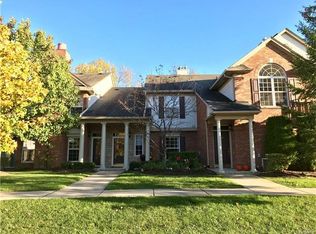 3555 Tremonte Cir S #1, Rochester, MI 48306