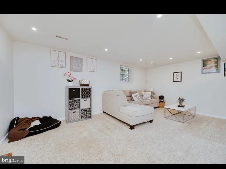 10 Cherrywood Rd — Photo 37