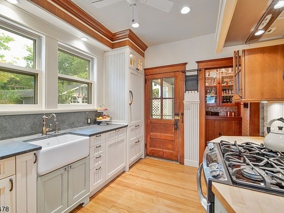 Alain samson write your business plan image