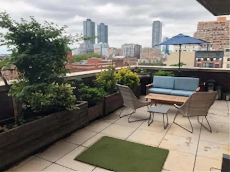105 Greene St #706
