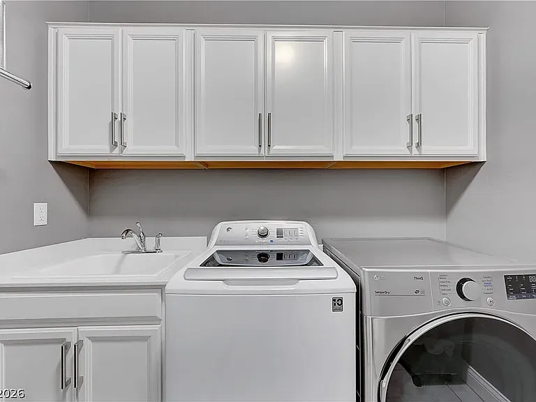 1170 N Water St — Photo 16