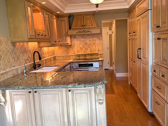 5th image of 639 Paseo De La Playa Unit 104