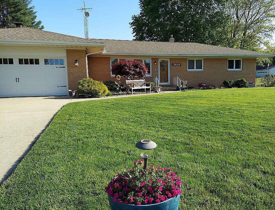 1st image of 26144 Lakeview Dr