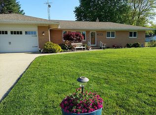 26144 Lakeview Dr, South Bend, IN 46619