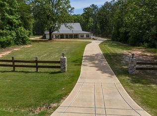190 Hidden Lake Ct, Pine Mountain, GA 31822