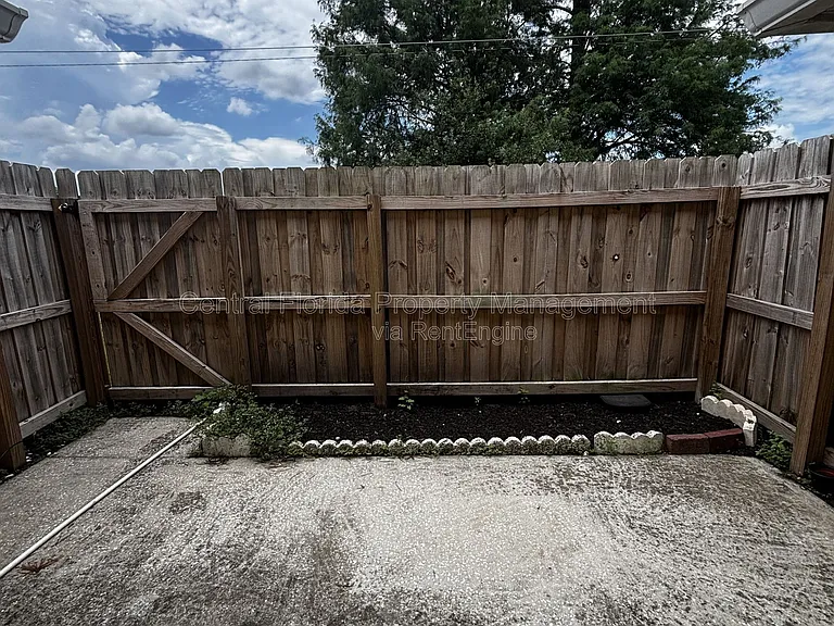 1627 Long Ridge Ct #1 — Photo 22