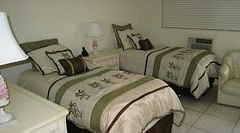 5th image of 3212 SE 8th St APT B4