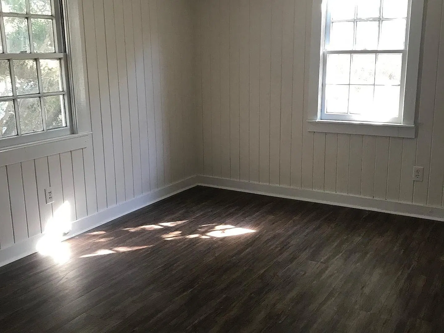 206 Broadway Street — Photo 4