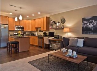 969 Perry St APT 311, Columbus, OH 43215