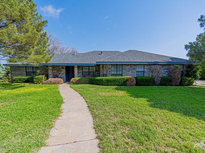 1700 Butterfield Trl, Crane, TX, 79731