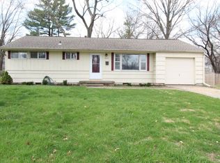 7434 Maple Ln, Overland Park, KS 66204
