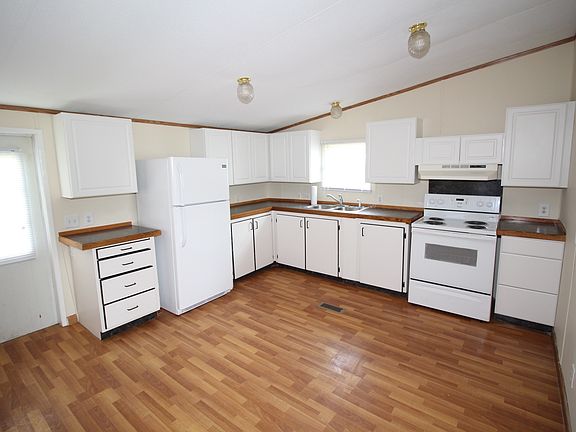 3rd image of 14740 Oak Grove Dr Lot 74