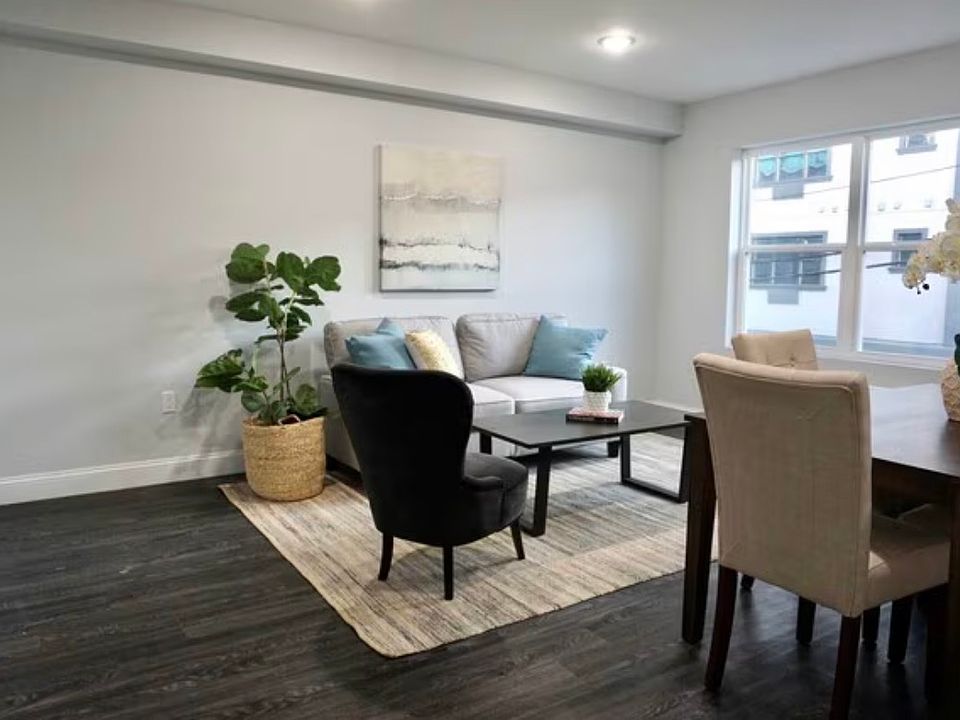 1st image of 59-63 Courtland St #404