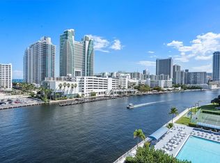 600 Parkview Dr APT 820, Hallandale Beach, FL 33009