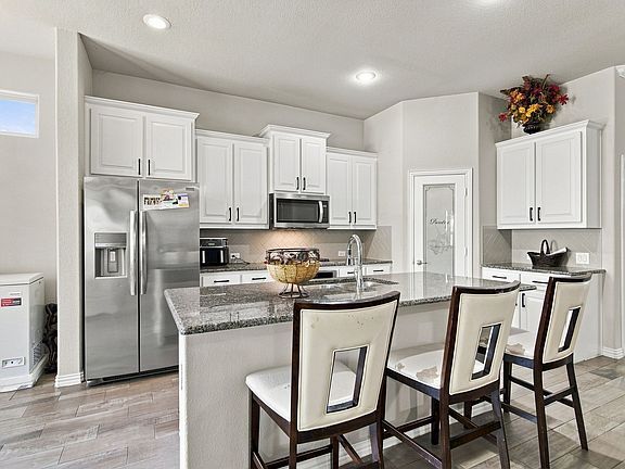 2nd image of 3908 Ranchman Blvd