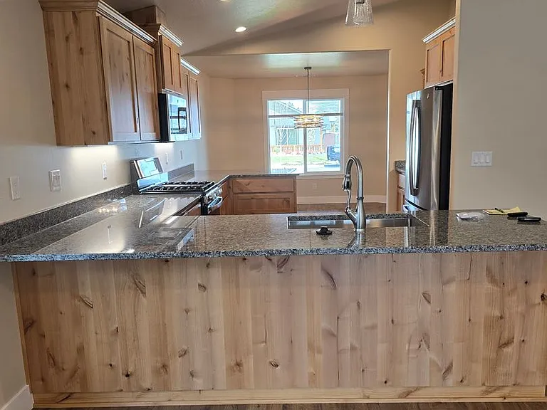 2941 Naples Dr — Photo 7