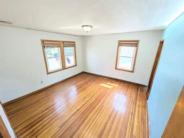 471 Franklin Ave #1 — Photo 13
